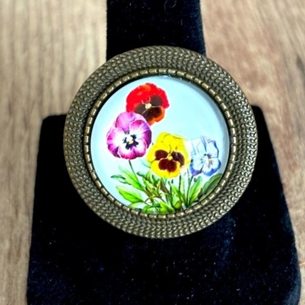 Pansy Flower Adjustable Ring, NWT, Handmade